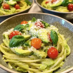 Creamy Avocado Pasta: Quick Meal Delight in Minutes